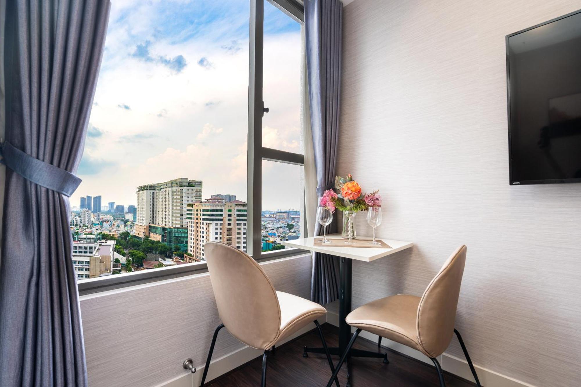Rem Rivergate Garden Pool Signature - Free 4G Sim For 3 Nights Booking Ho Chi Minh-byen Eksteriør bilde